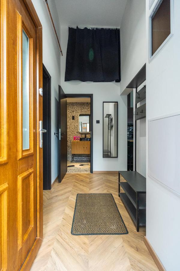Luxury Peaceful Apartment By The St Stephen'S Basilica Budapesta Exterior foto